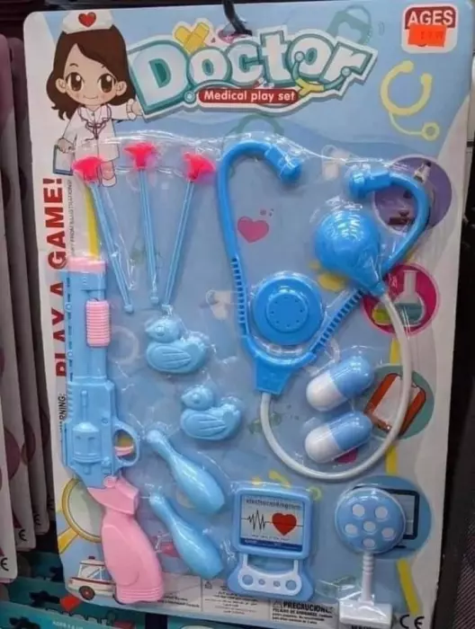 Je suis content que mon médecin ne me soigne pas avec des outils équivalent à ce kit de jouet pour enfant